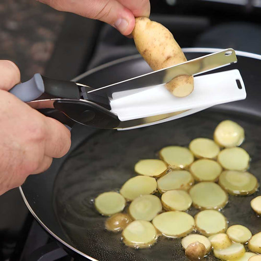 2-in-1 Clever Cutter – Kitchen Knife with Built-In Mini Cutting Board